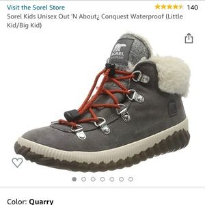 Sorel boots size 5 big kid NWT
